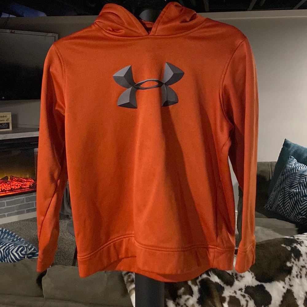 Youth XL Under Armour hoodie